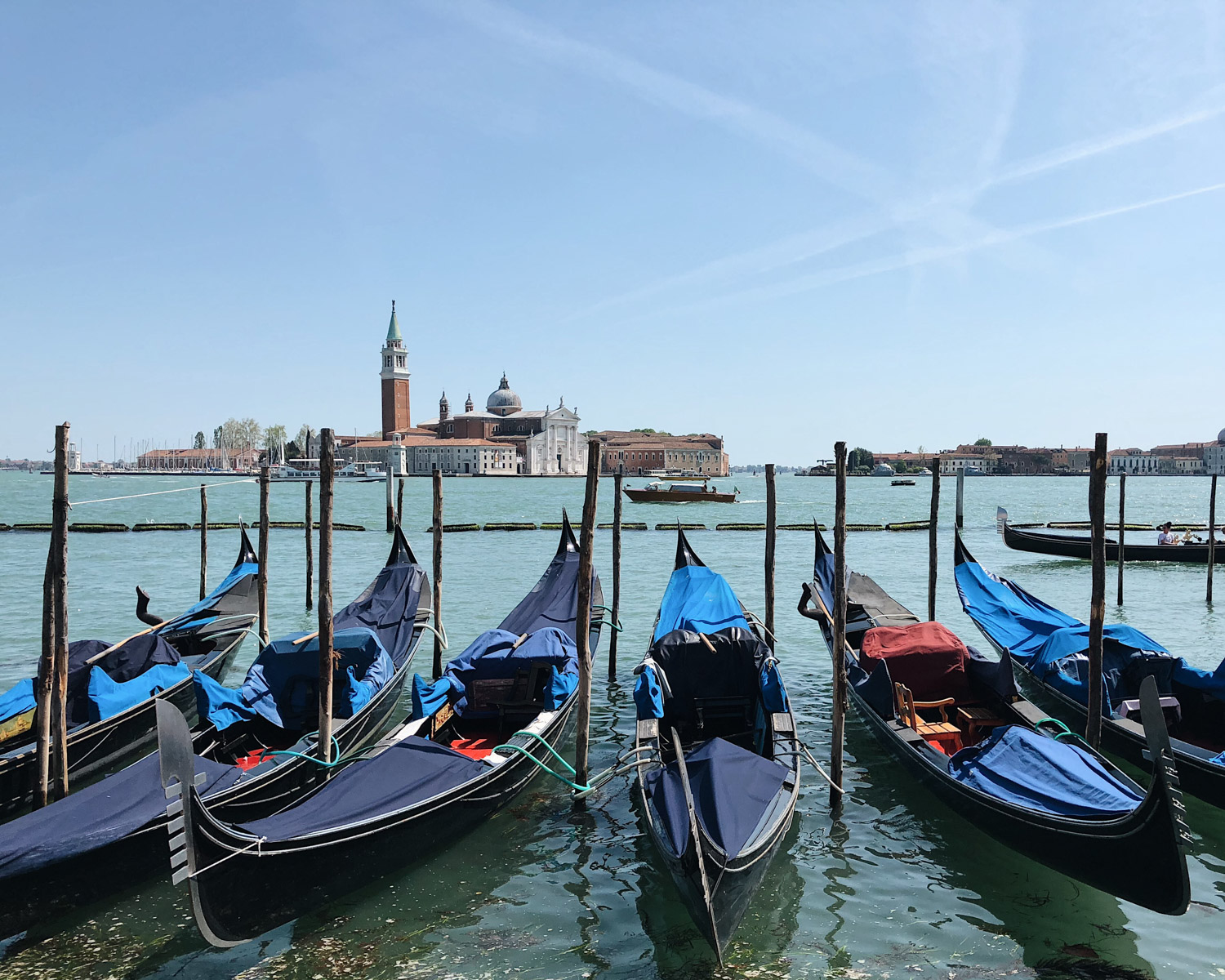 Warum es eine gute Idee ist, Ende April nach Italien ans Meer zu fahren und einen Tag in Venedig zu verbringen.