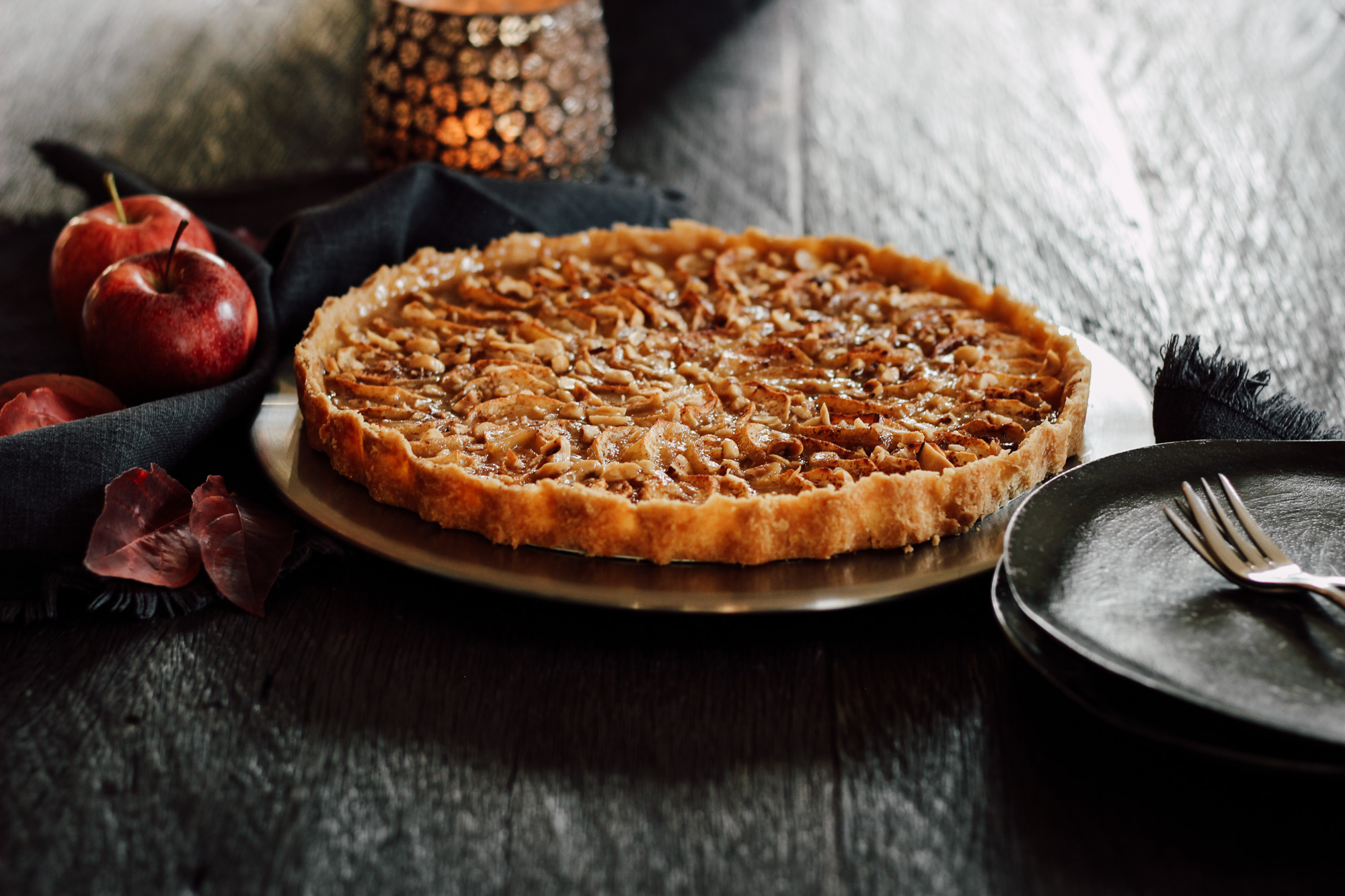 Ein süßer Herbstgenuß Apfel-Karamell-Tarte & meine liebsten Looks im November